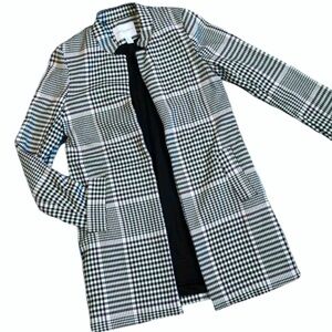 NWOT Carolina Belle long plaid blazer M